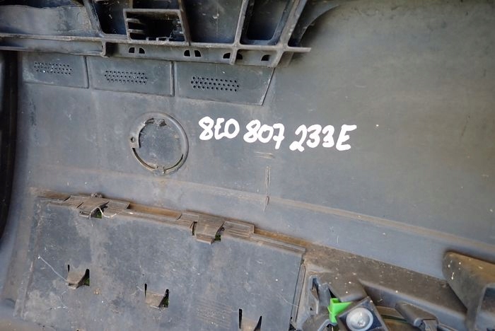 AUDI A4 B7 04-08 Frontstoßstange vorne