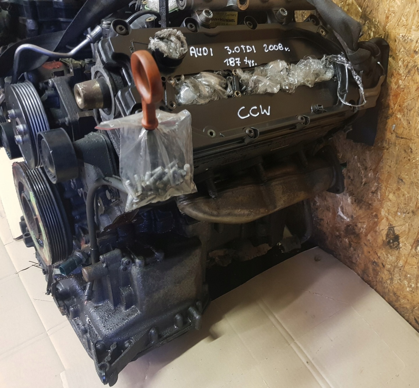 AUDI A4 B8 A5 8T 3.0 TDI 2008 CCW engine 187 TYS KM