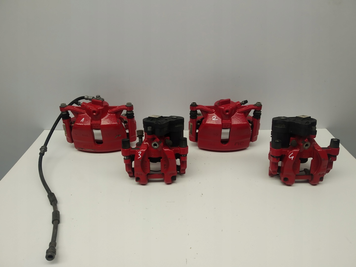 Golf VII Vw B8 Audi A3 Q3 SuperB caliper front left right 312 mm red