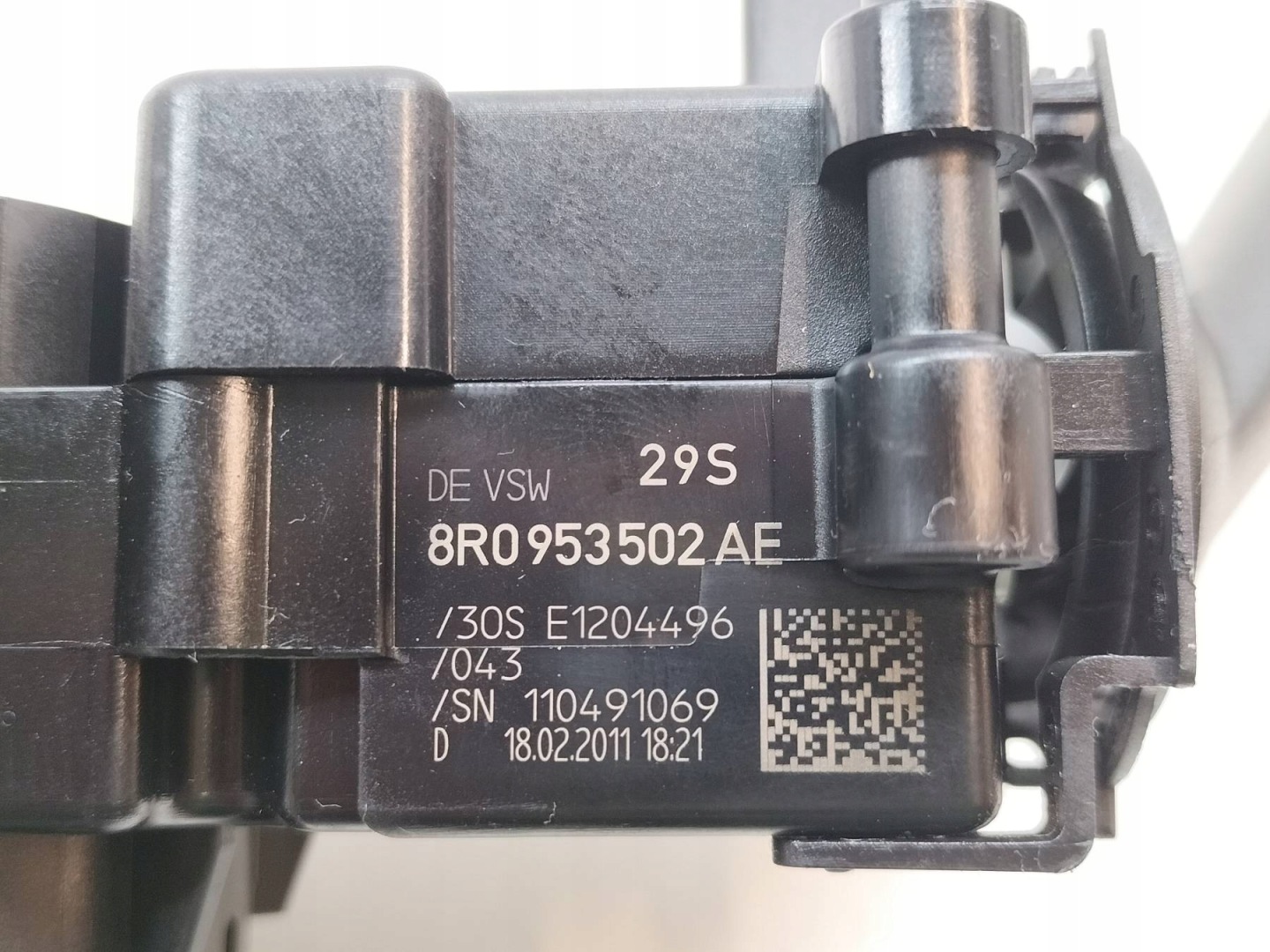 DEVIO LUCI TERGICRISTALLO TERGI 8R0953502AE Audi A4 IV (2008-2015) B8