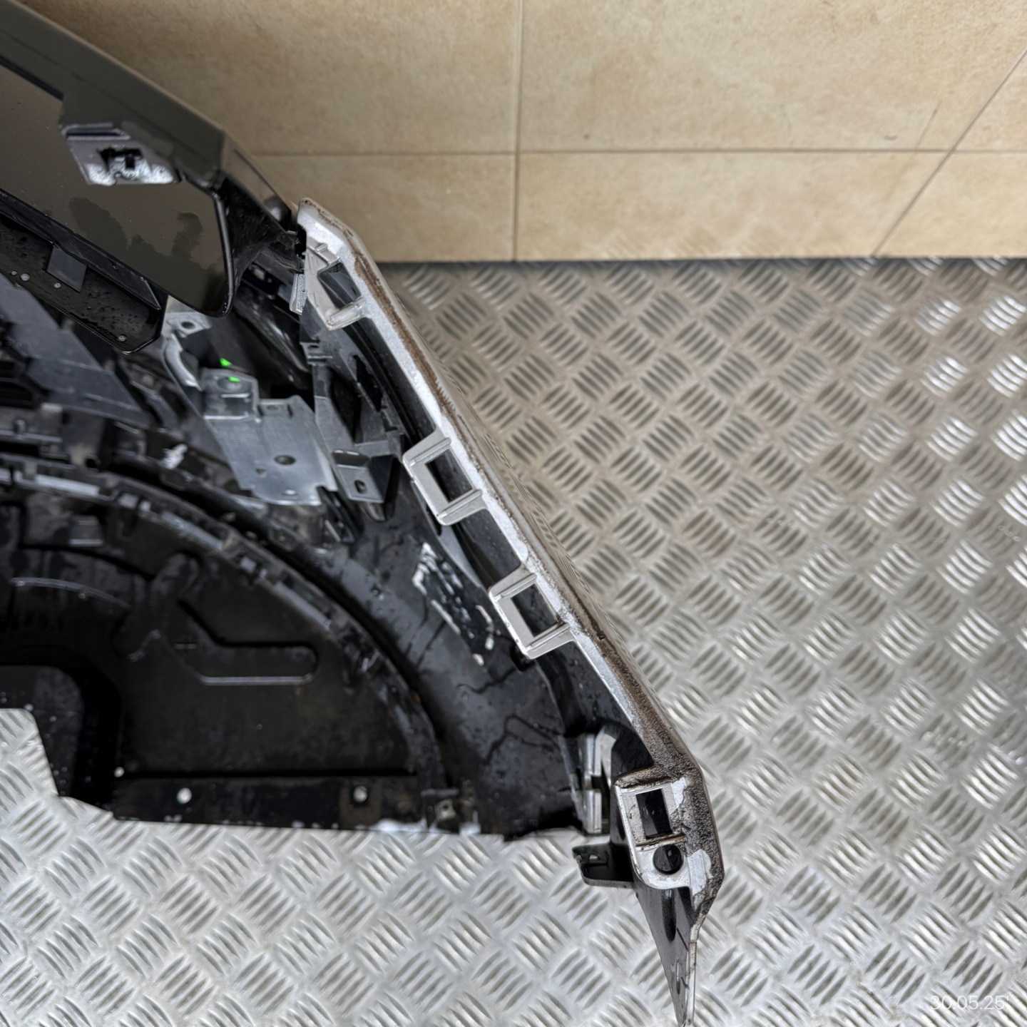 Frontstoßstange komplet JEEP AVENGER 2024 ROK