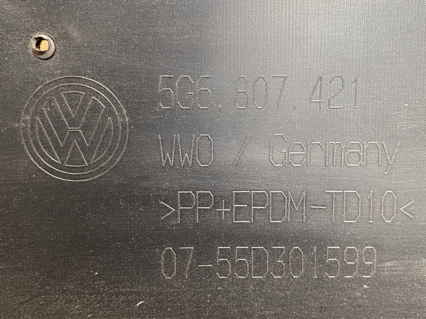 VW GOLF VII 7 bumper rear part