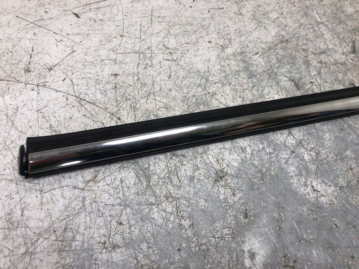 moulding CHROM door right rear part MINI R55 2754060