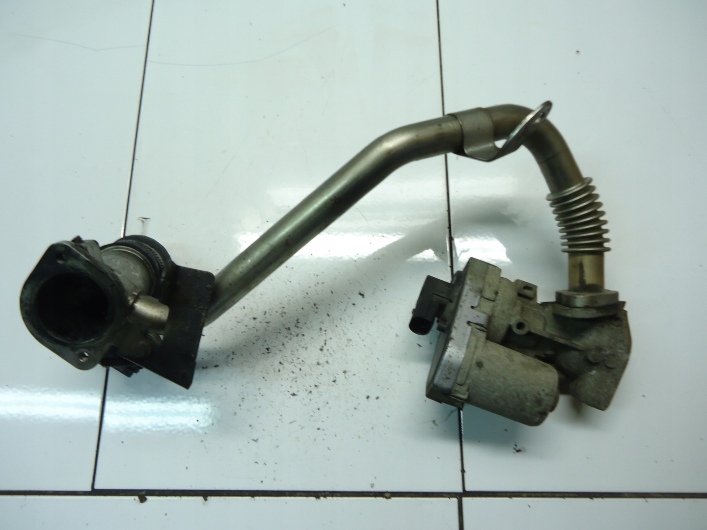 FORD TRANSIT MK7 VII 2.4 TDCI PHFA hose EGR 6C1Q9E470BD