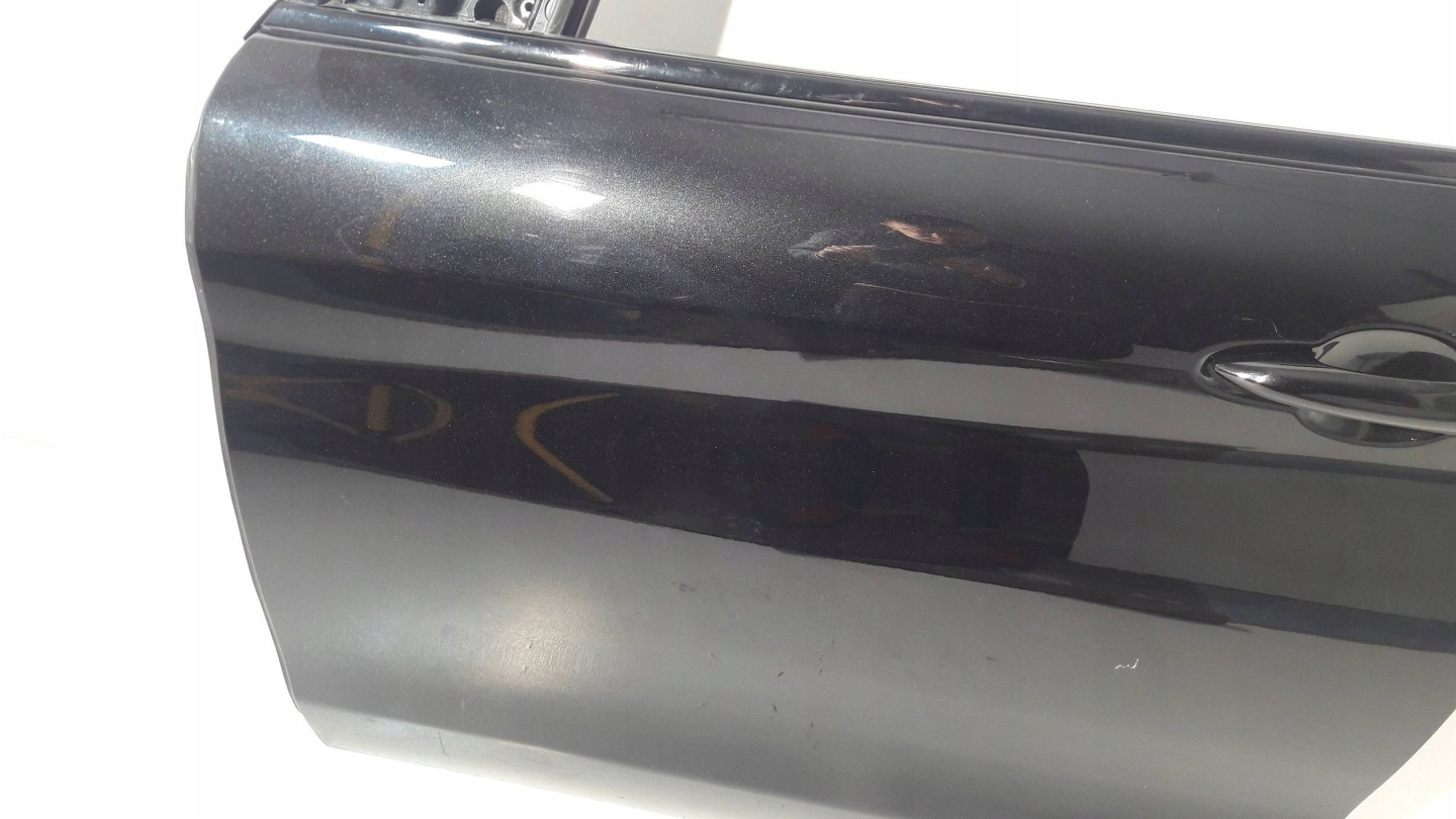 Alfa Romeo Stelvio door front