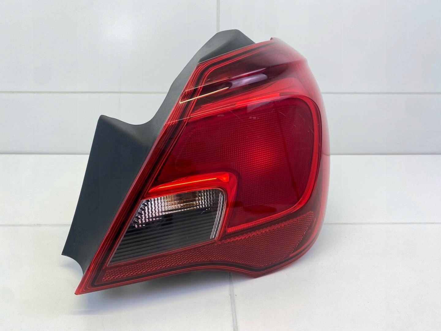 light rear right side Opel Corsa E 2016 460034366