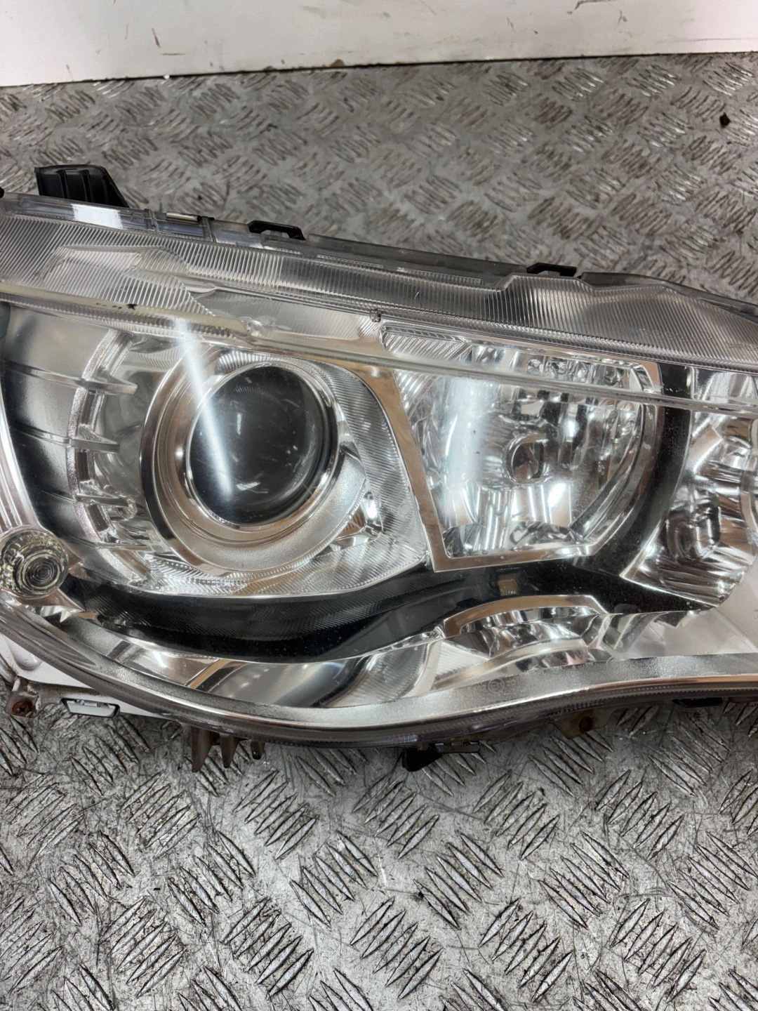 REFLEKTOR light right XENON MITSUBISHI OUTLANDER II LIFT 10