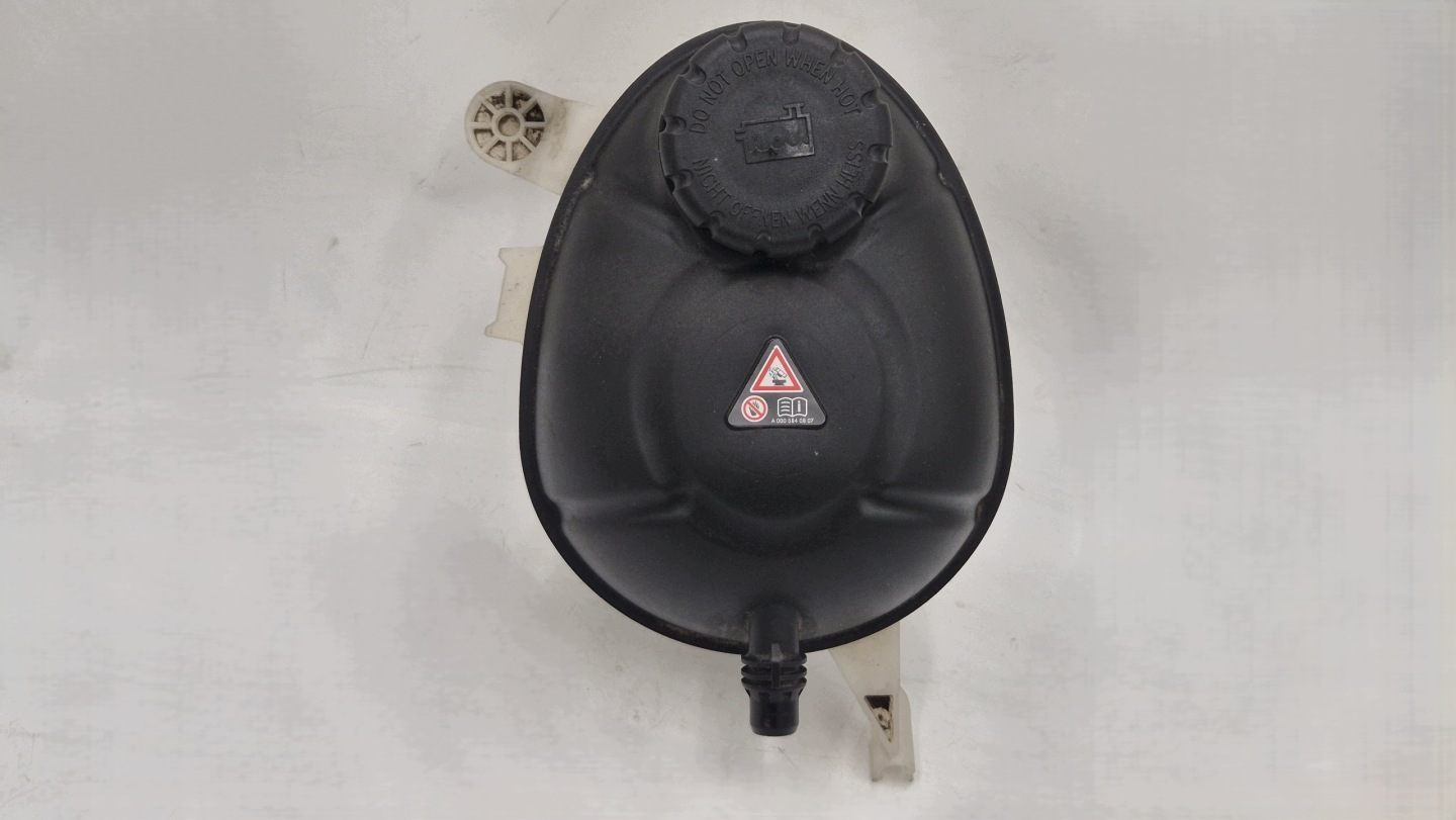 ekspanziona posuda MERCEDES W205 A2055000049 original!