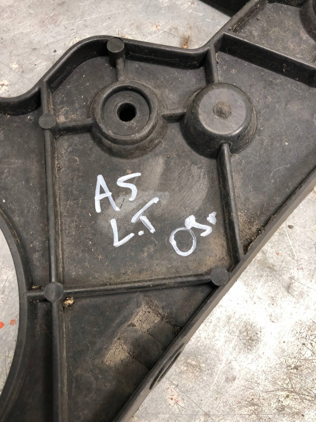 bumper bracket left rear part AUDI A5 8T0807453 8T0807889
