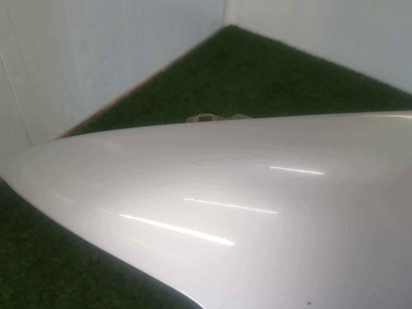 fender left front MITSUBISHI OUTLANDER