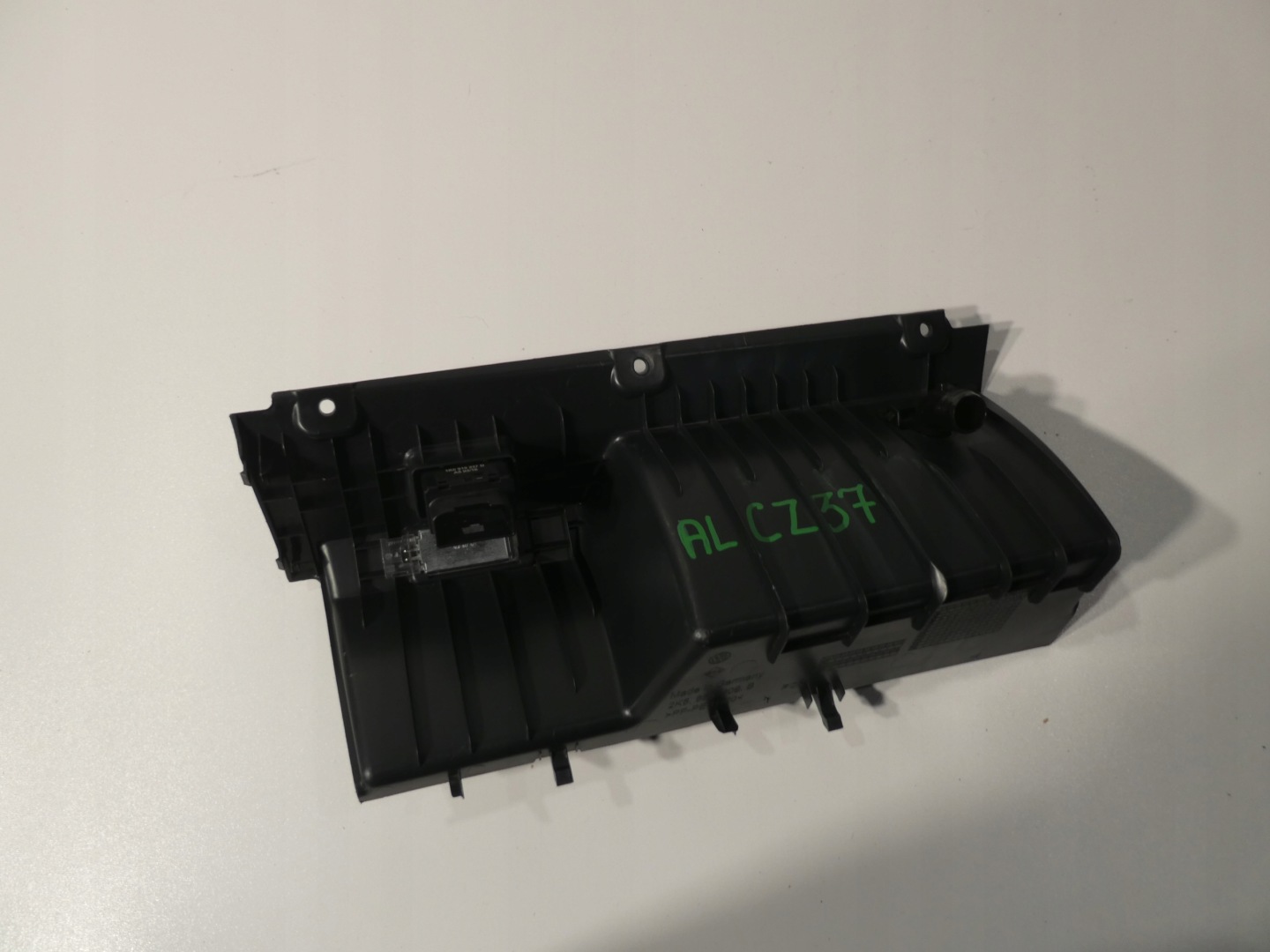 VW CADDY LIFT IV Handschuhfach Abdeckung, Hutablage 2K5858909B