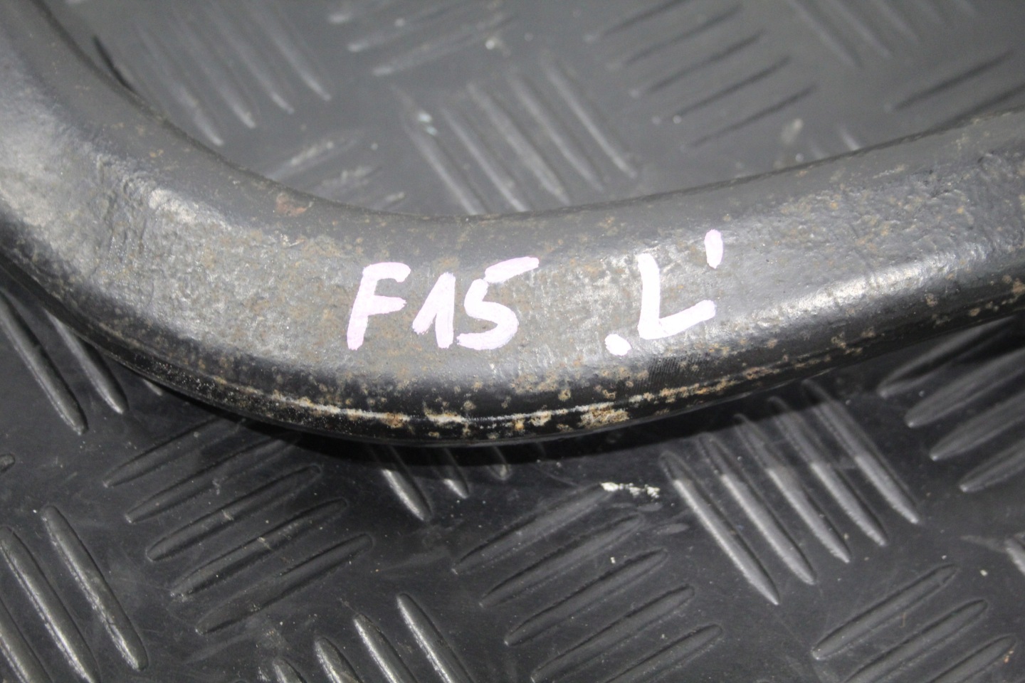 arm left front BMW X5 F15