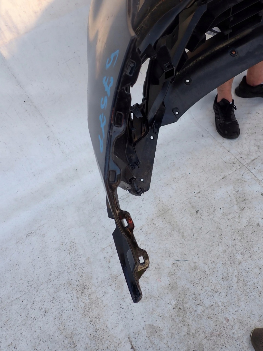 NISSAN JUKE II 2 19-> bumper front front
