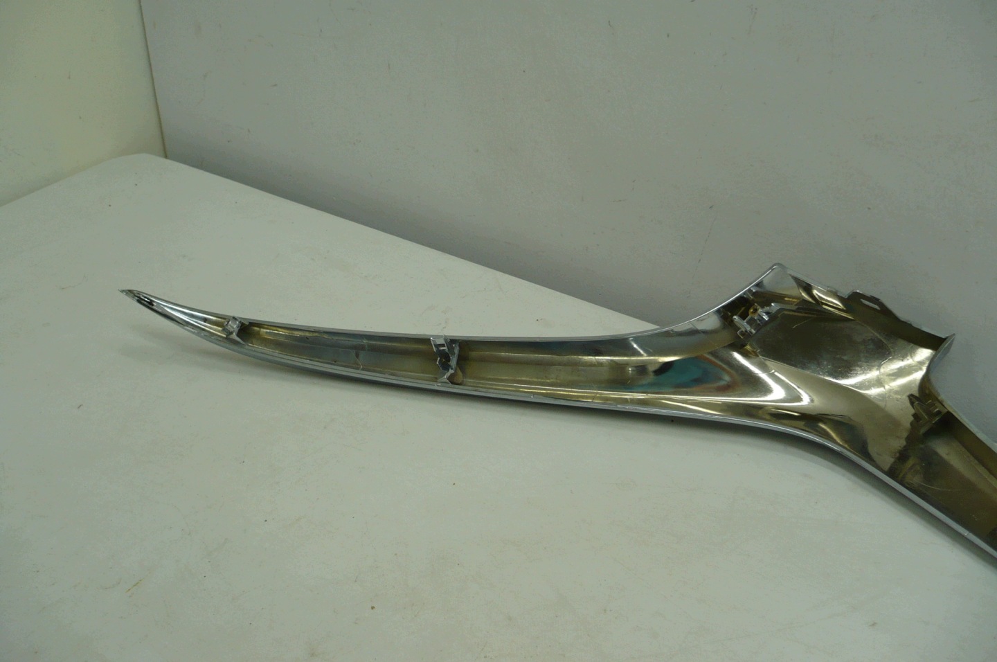 MAZDA 6 GJ LIFT 18- moulding grille GRILLA left original