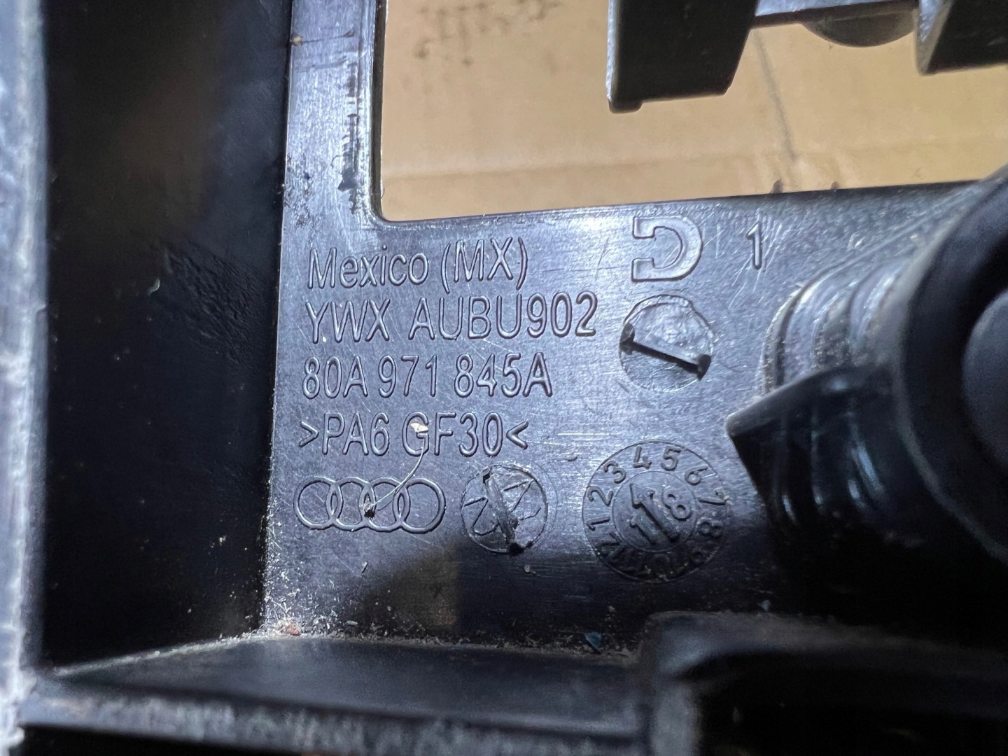 AUDI Q5 80A 2.0 TFSI Module fusibles 80A971845A