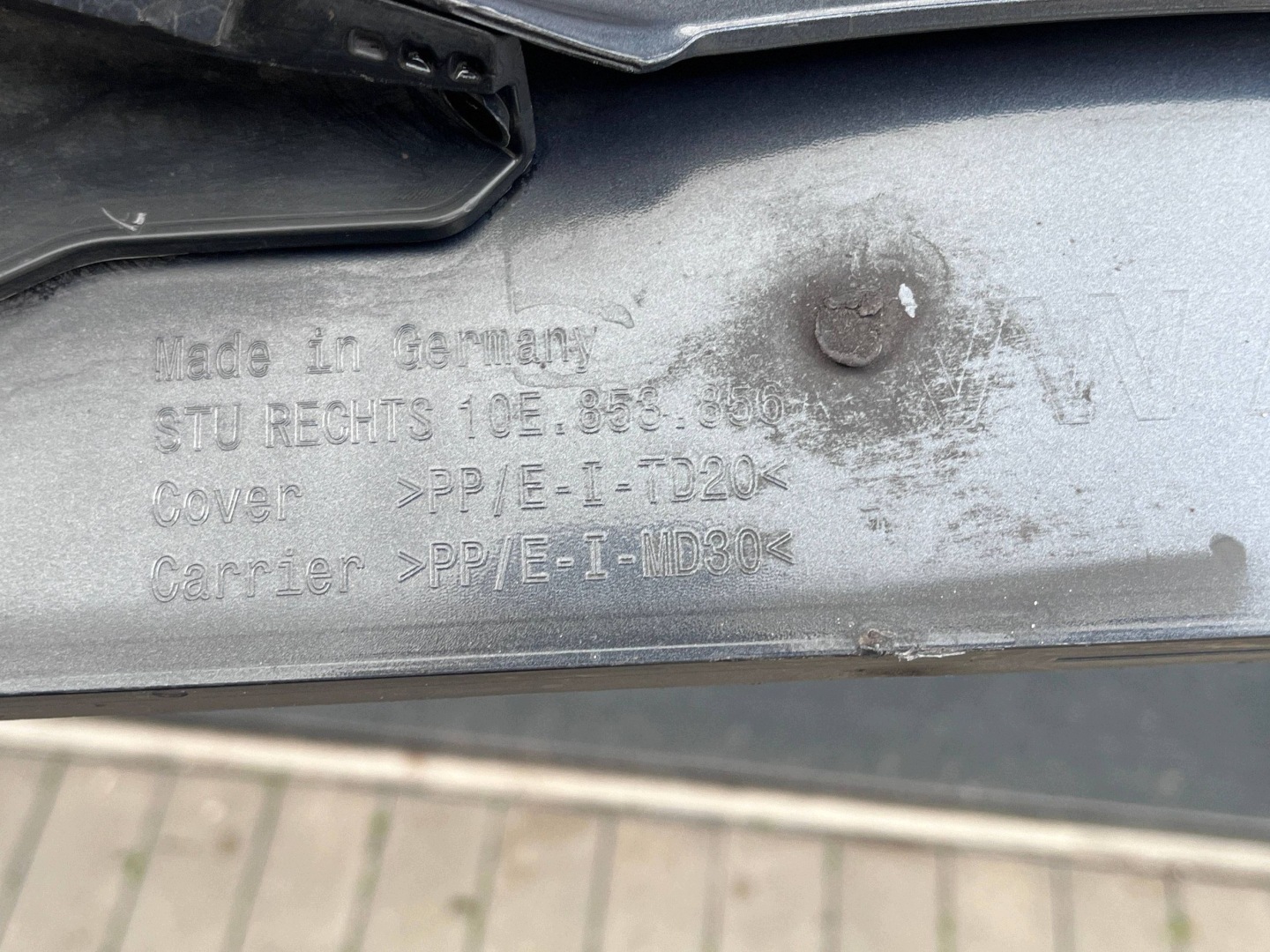CUPRA BORN 21- Prah lišta Prahová pravá 10E853856
