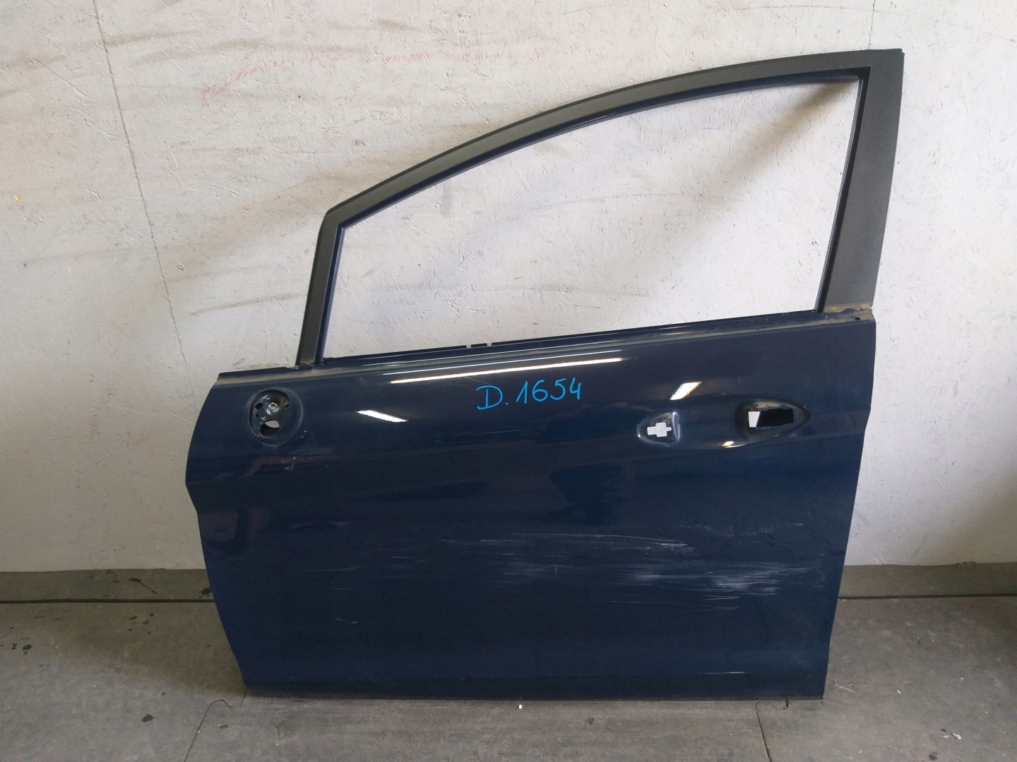 DOOR FRONT LEFT FORD FIESTA MK7