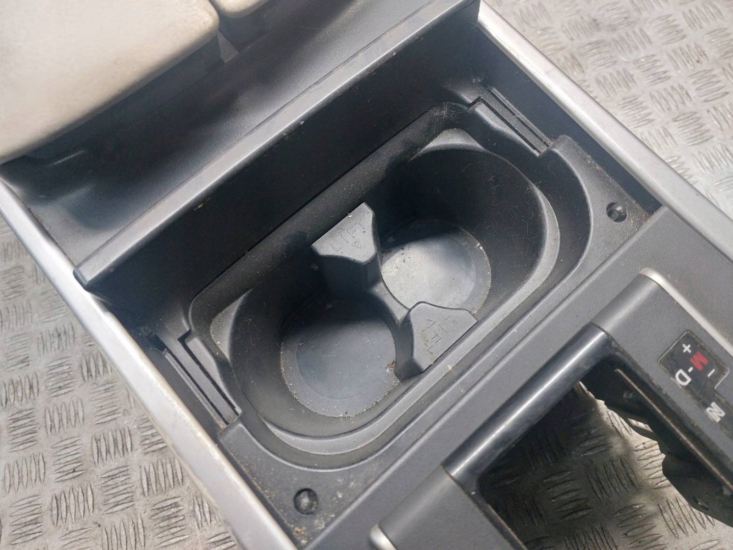 TUNEL media bracciolo PANEL BOCCHETTE KANAPY MAZDA CX-9 e LIFT