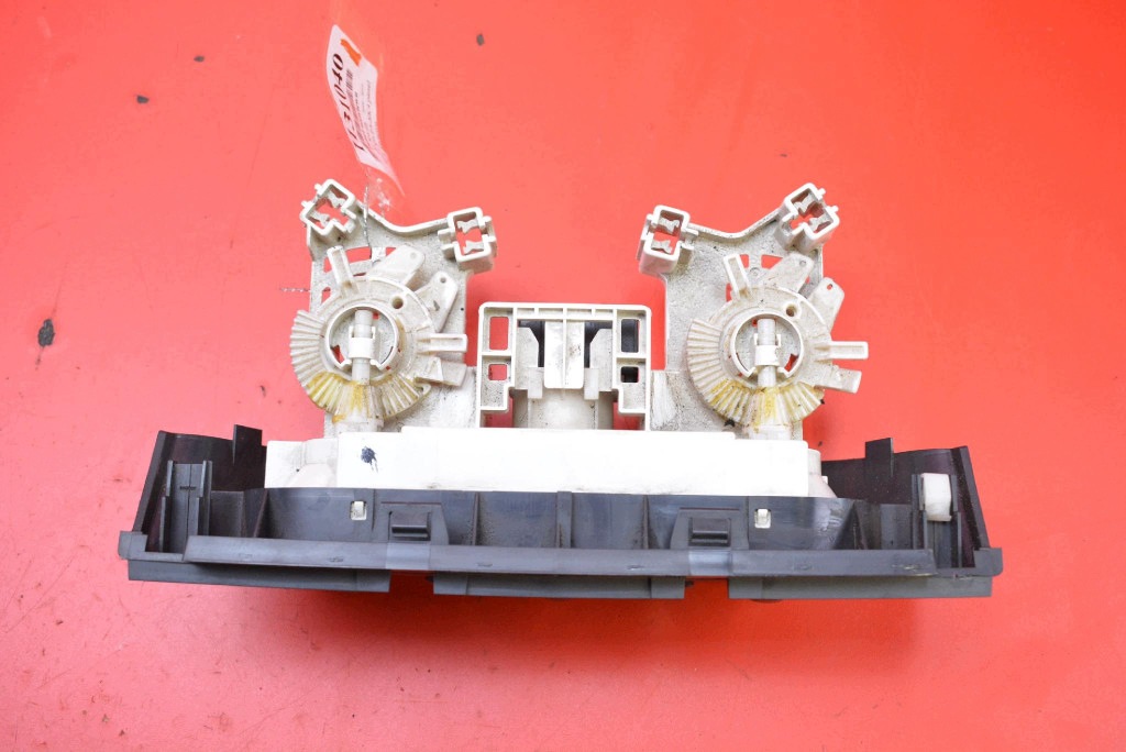 control panel air conditioning devices KLIMY SUZUKI SWIFT 4 IV MK6 04-10