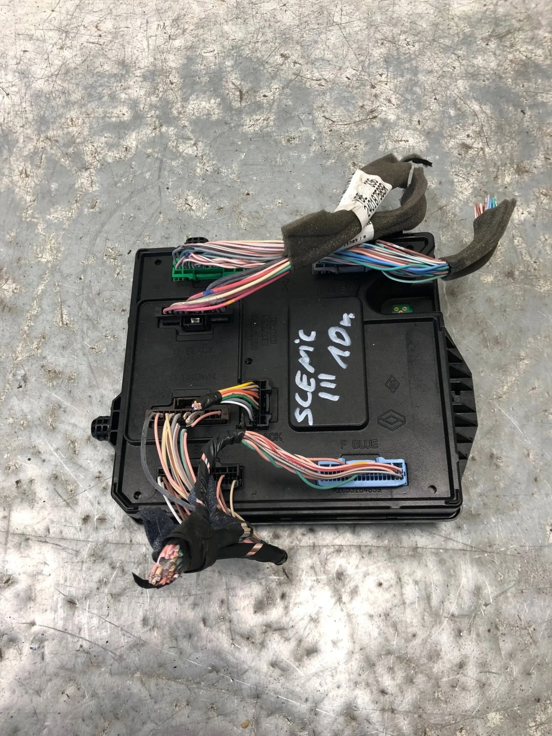 module control unit BCM RENAULT SCENIC III 284B13640R
