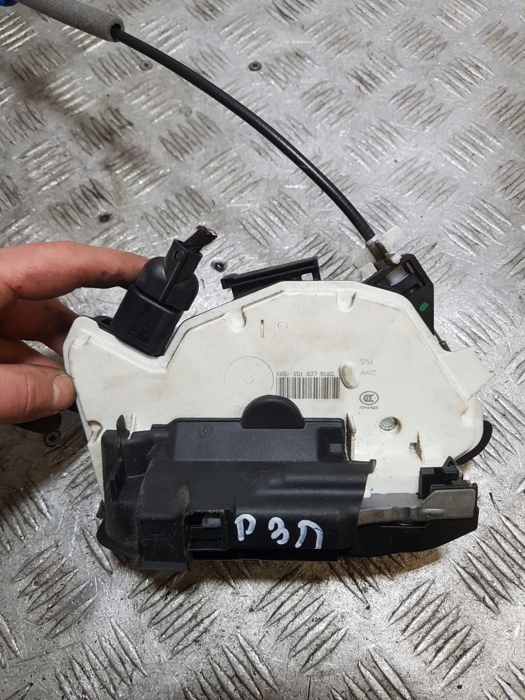 lock door CENTRALNY right front SKODA CITIGO 6 PIN 1S1837016C