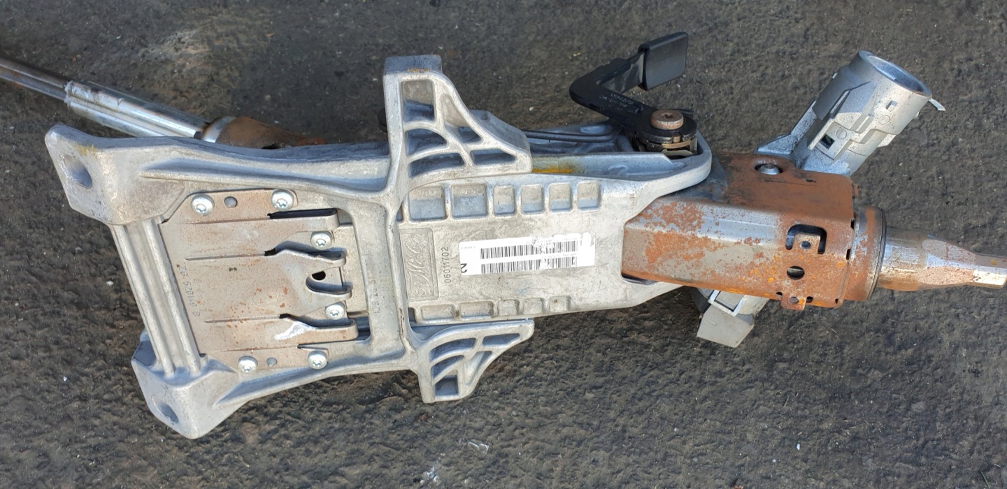 Piantone sterzo usato pezzo croce FORD S-MAX e OE UK