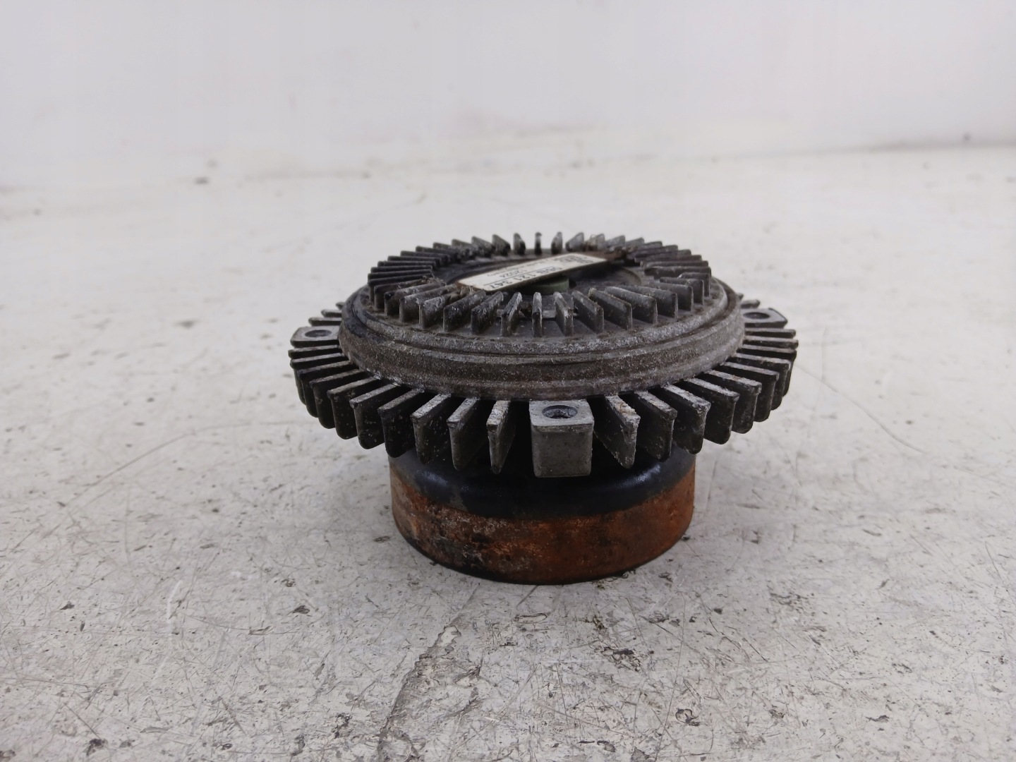 VW PASSAT B5 1.9 TDI WISKOZA kvačilo ventilatora 06B121347