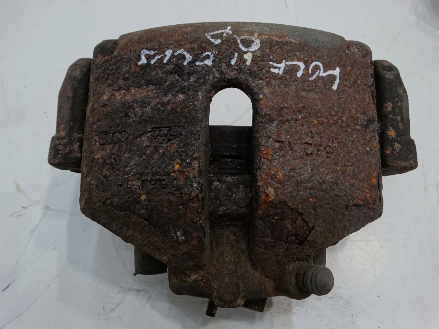 caliper brake right front VOLKSWAGEN GOLF VI plus 2.0TDI 2013R.