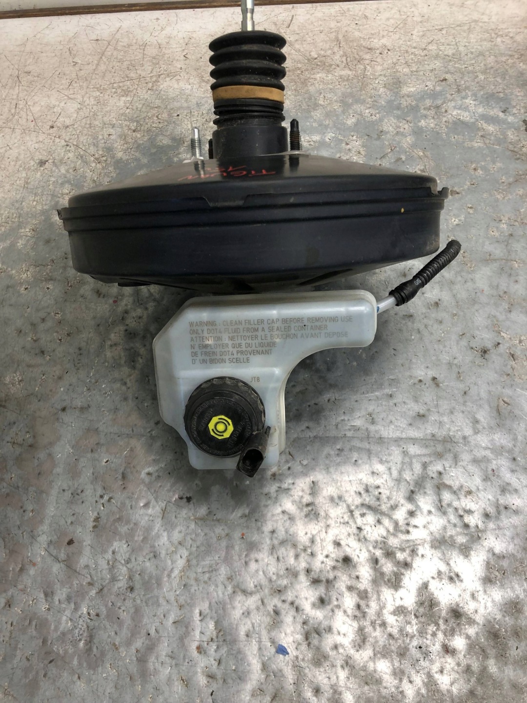 servo kočnice VW TIGUAN 5N1614105C