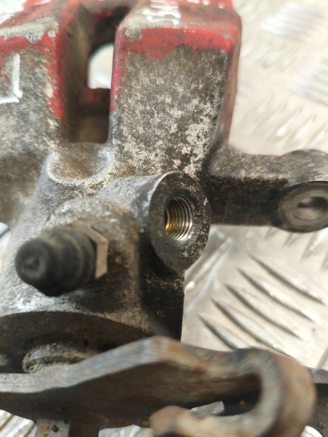 caliper rear part left RENAULT MEGANE II 2 2.0T