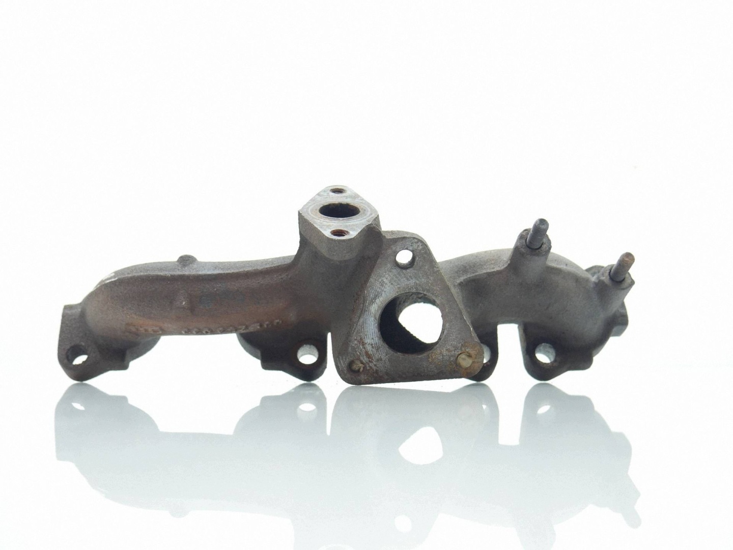 exhaust manifold 03L253033 V210 GAC AUDI A4 B8