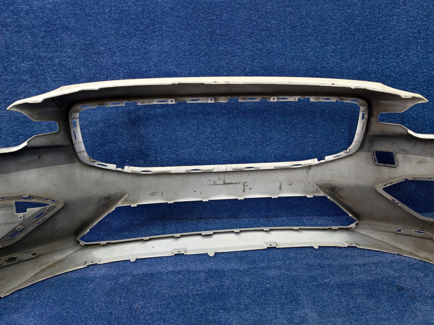 VOLVO S60 III V60 II 2018- bumper front front DO LAKIEROWANIA 31690589
