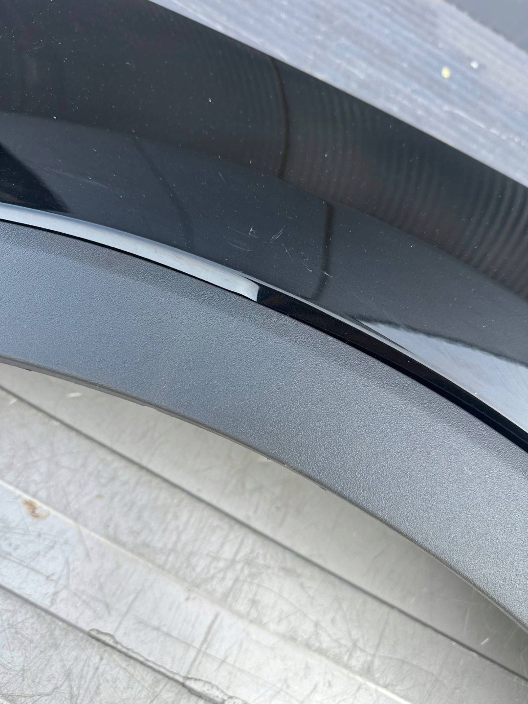 AUDI Q3 II 83A fender front right complete DEMONTAZ