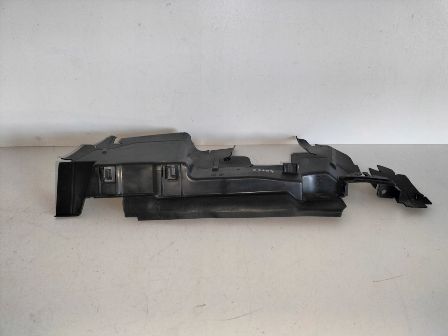 air duct air line intake front left VW GOLF 8 VIII 20