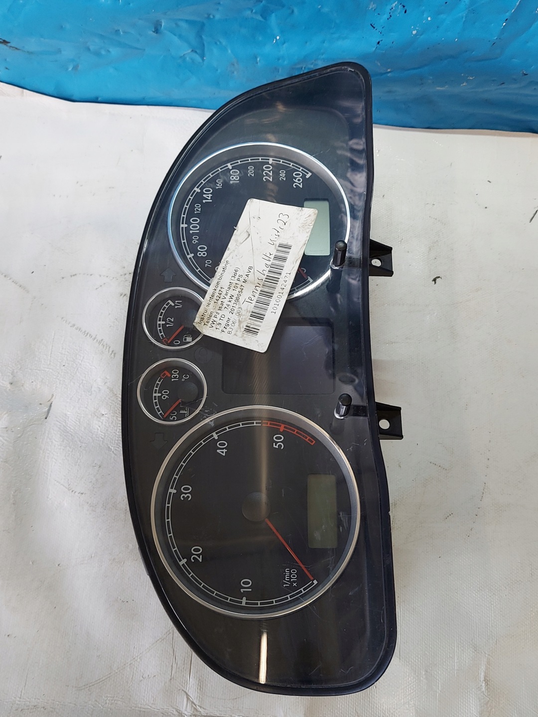 dials clock PASSAT B5 FL 1.9 TDI 3B0920829A