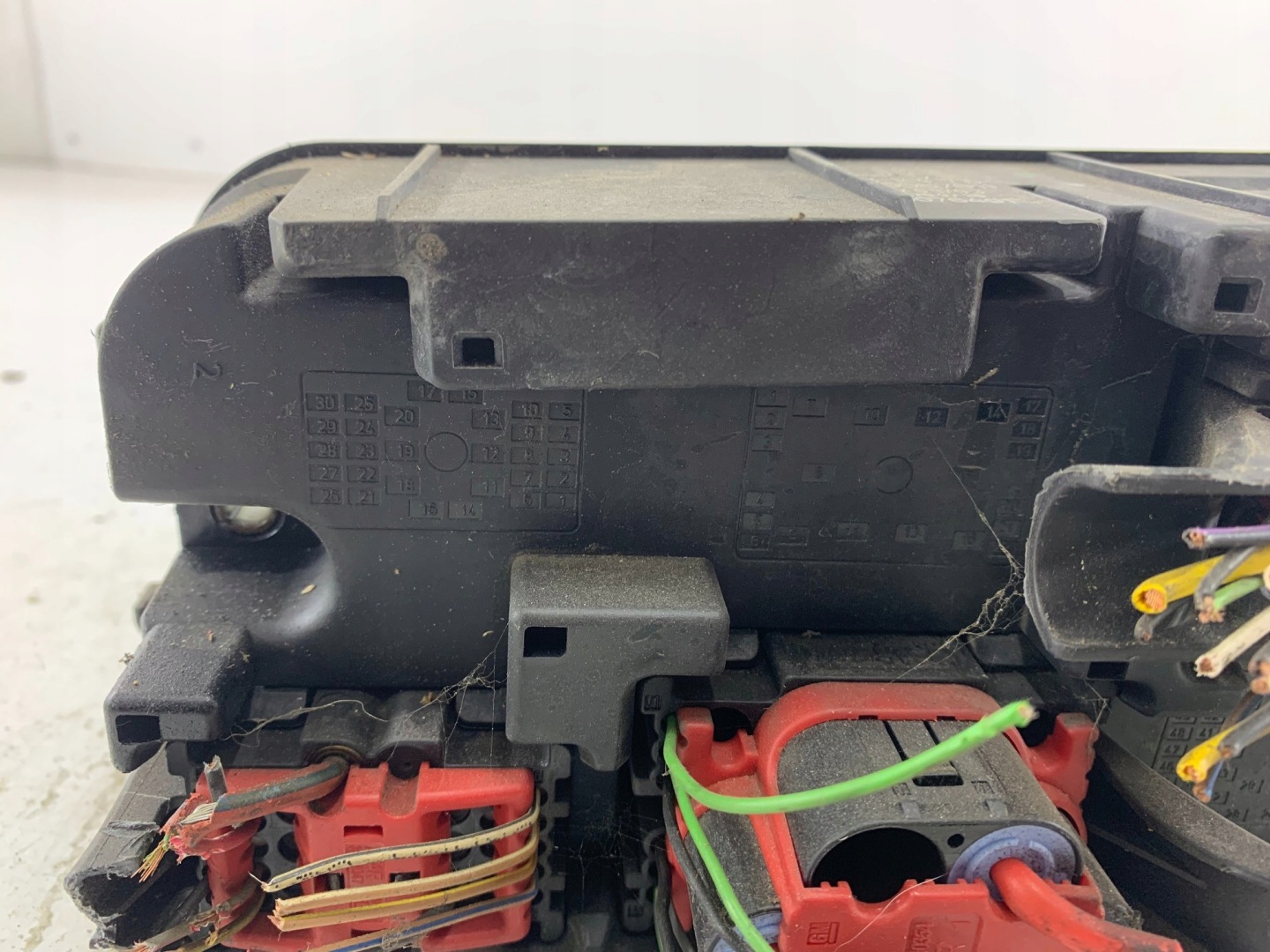 OPEL SIGNUM 2.0 Module Boîte BSI 13144710