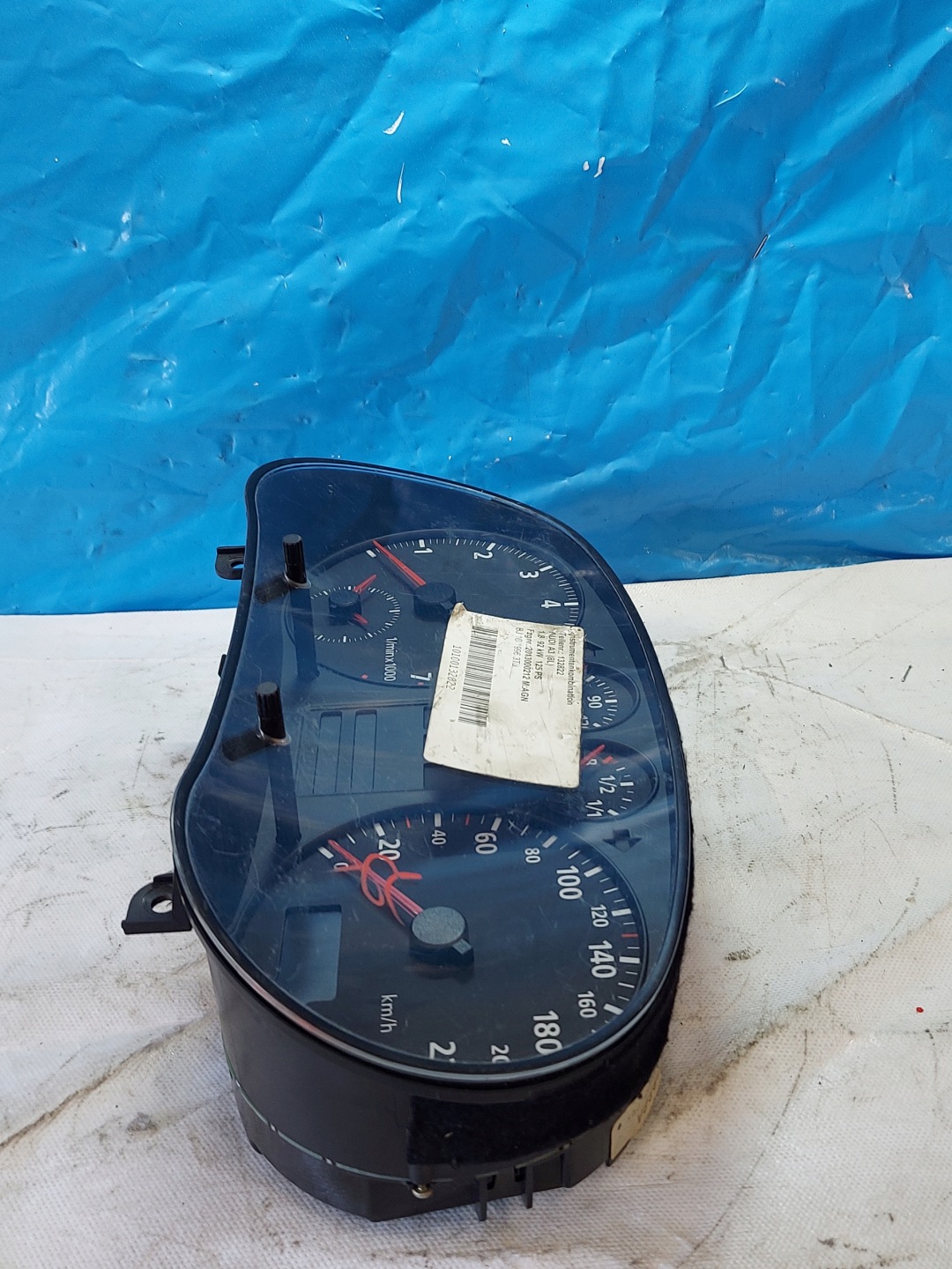 dials clock AUDI A3 8L 1.8 20V 8L0919860A