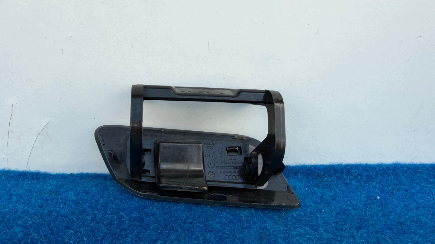 AUDI A6 4K C8 Copri Coperchio LAVAFARO Paraurti sinistra K118/CX81