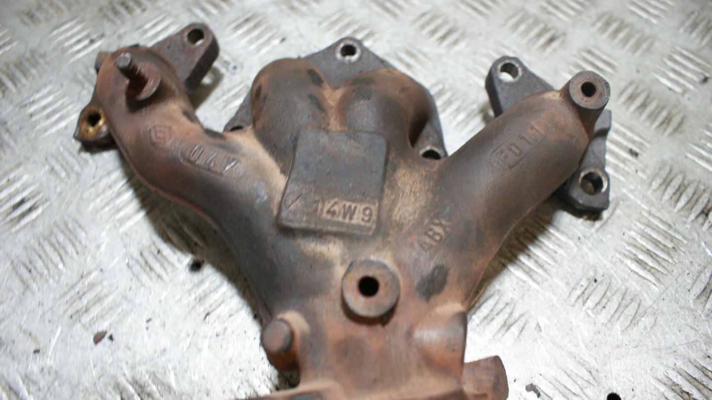 exhaust manifold DACIA SANDERO