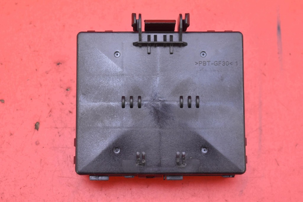 control unit module BCM D23N-67560-C MAZDA MX-5 4 IV 1.5 SKYACTIVE 131 KM 15-21