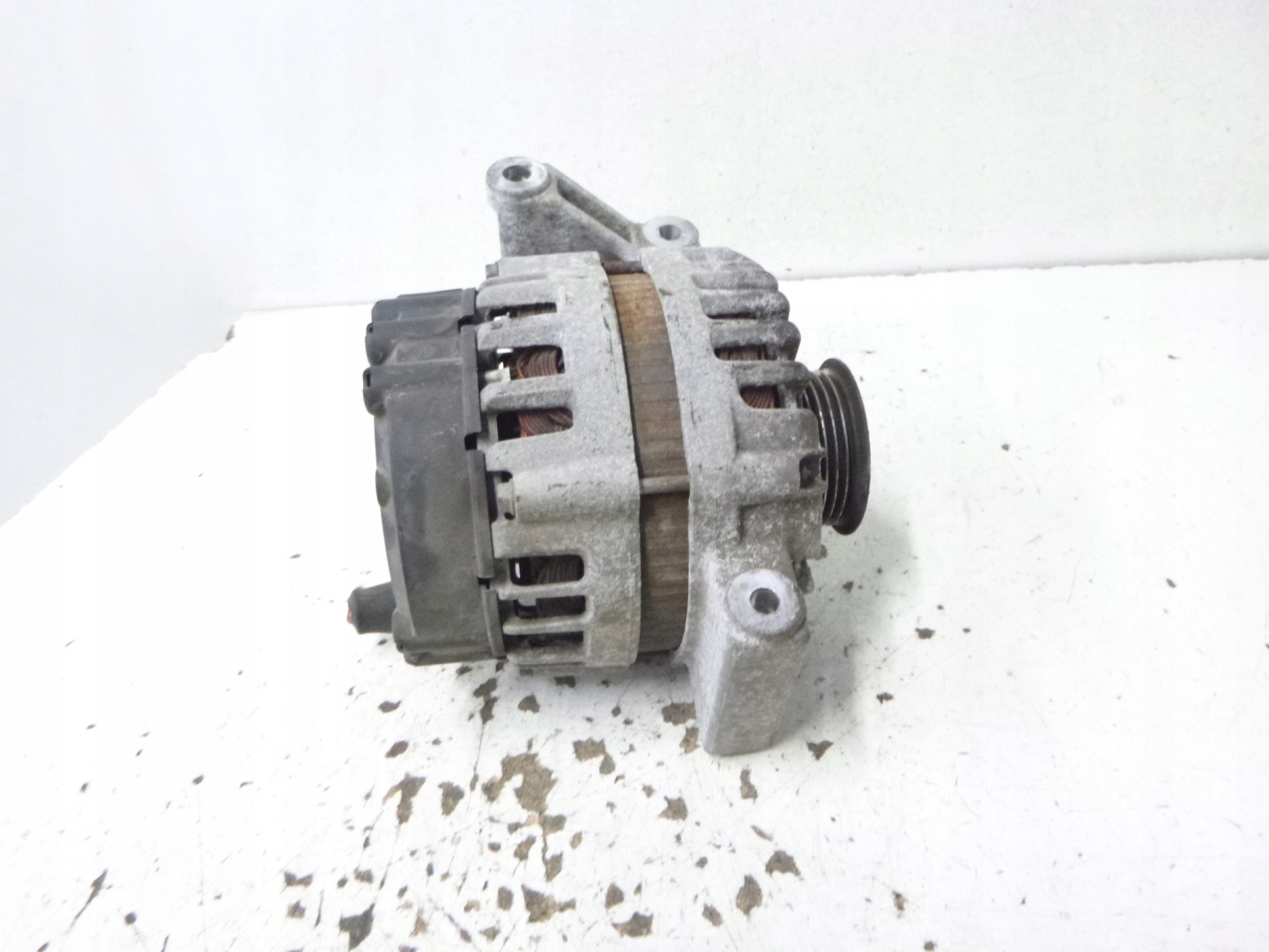 Alternator Chevrolet HHR 2.4 2009r. 15923218