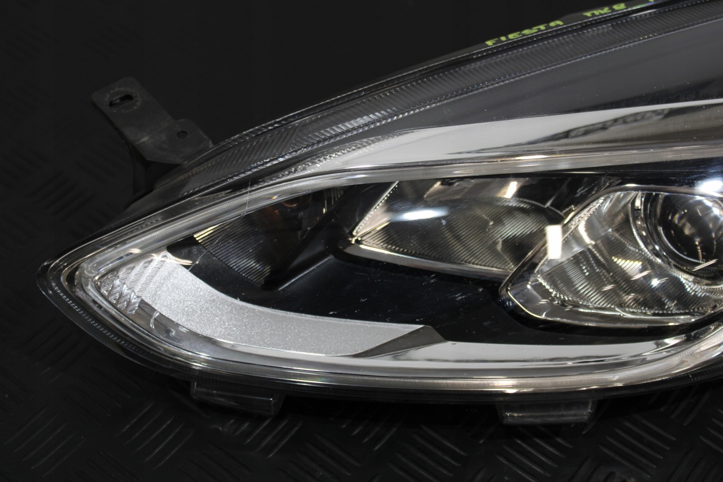 light left front LED H1BB-13101-CJ FORD FIESTA MK8