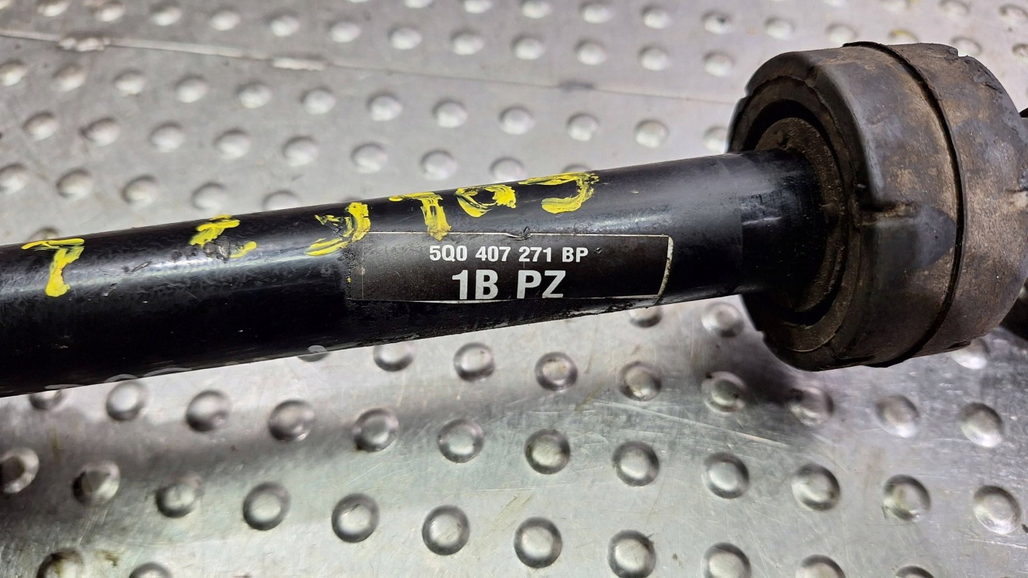 semi-axis left front short. 5Q0407271BP LEON III 5F VW GOLF VII 1.6 TDI CLH