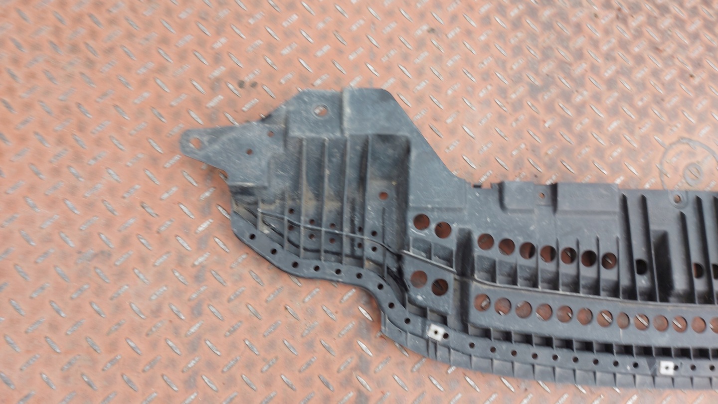 ABSORBER cover below bumper TOYOTA COROLLA E16 13