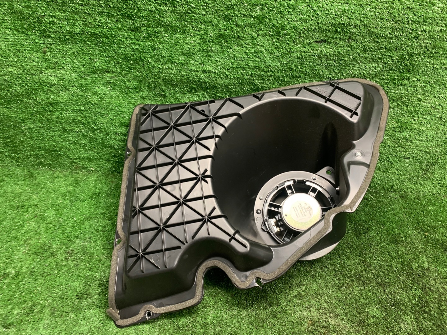 speaker door right rear part rear right 1K8035242B VW Scirocco