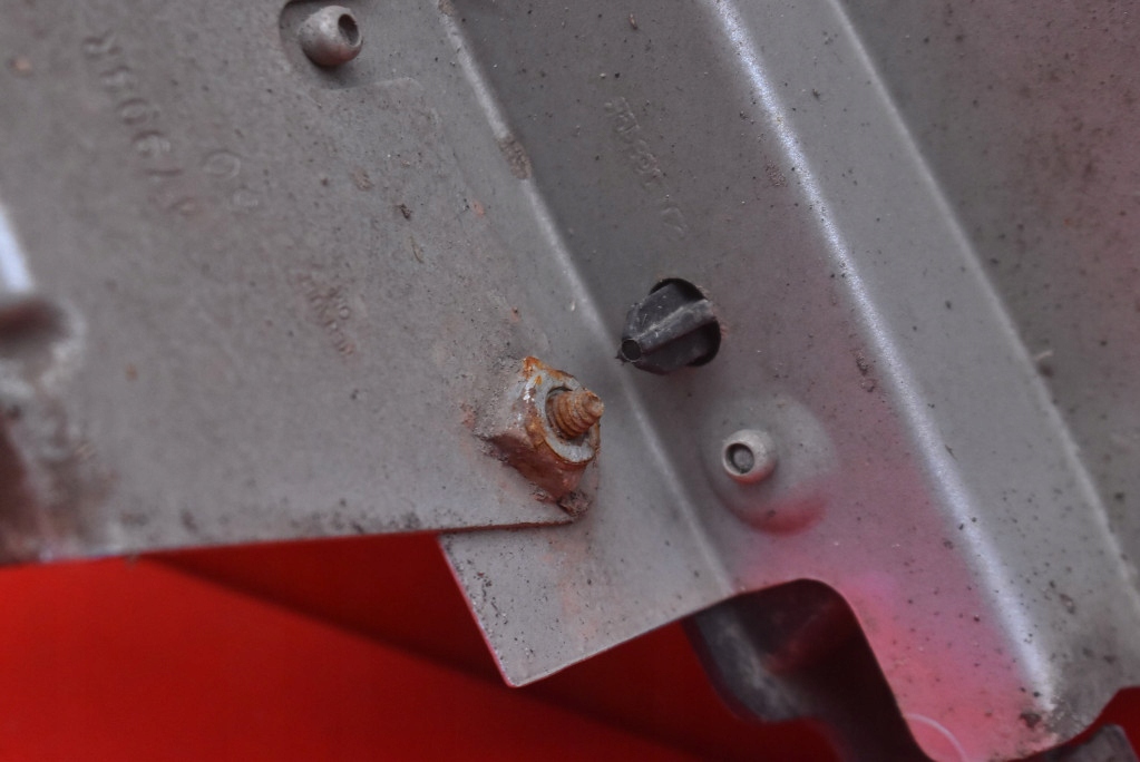 fender right front front SREBRNY RENAULT TRAFIC 14
