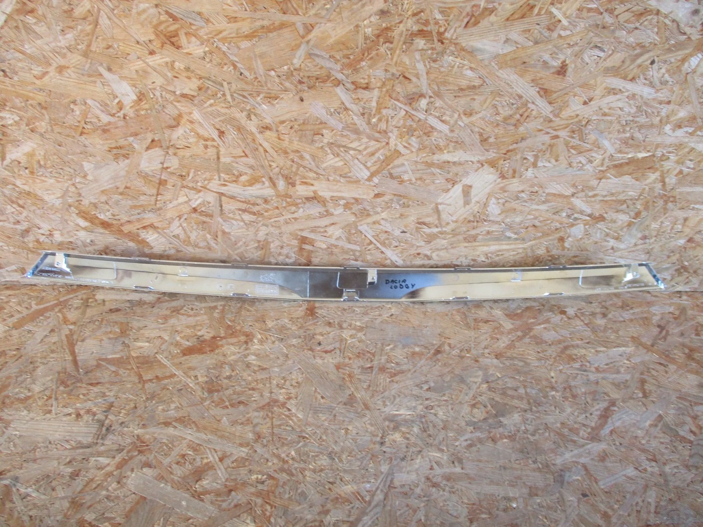moulding chrome grille DACIA LODGY