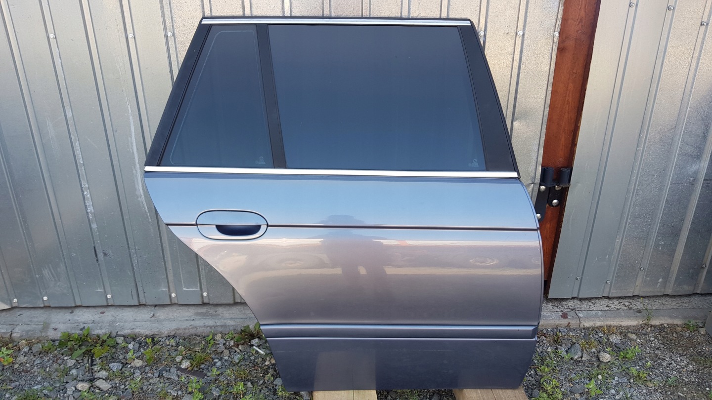 BMW E39 Tür rechts heck KOMBI STAHLBLAU