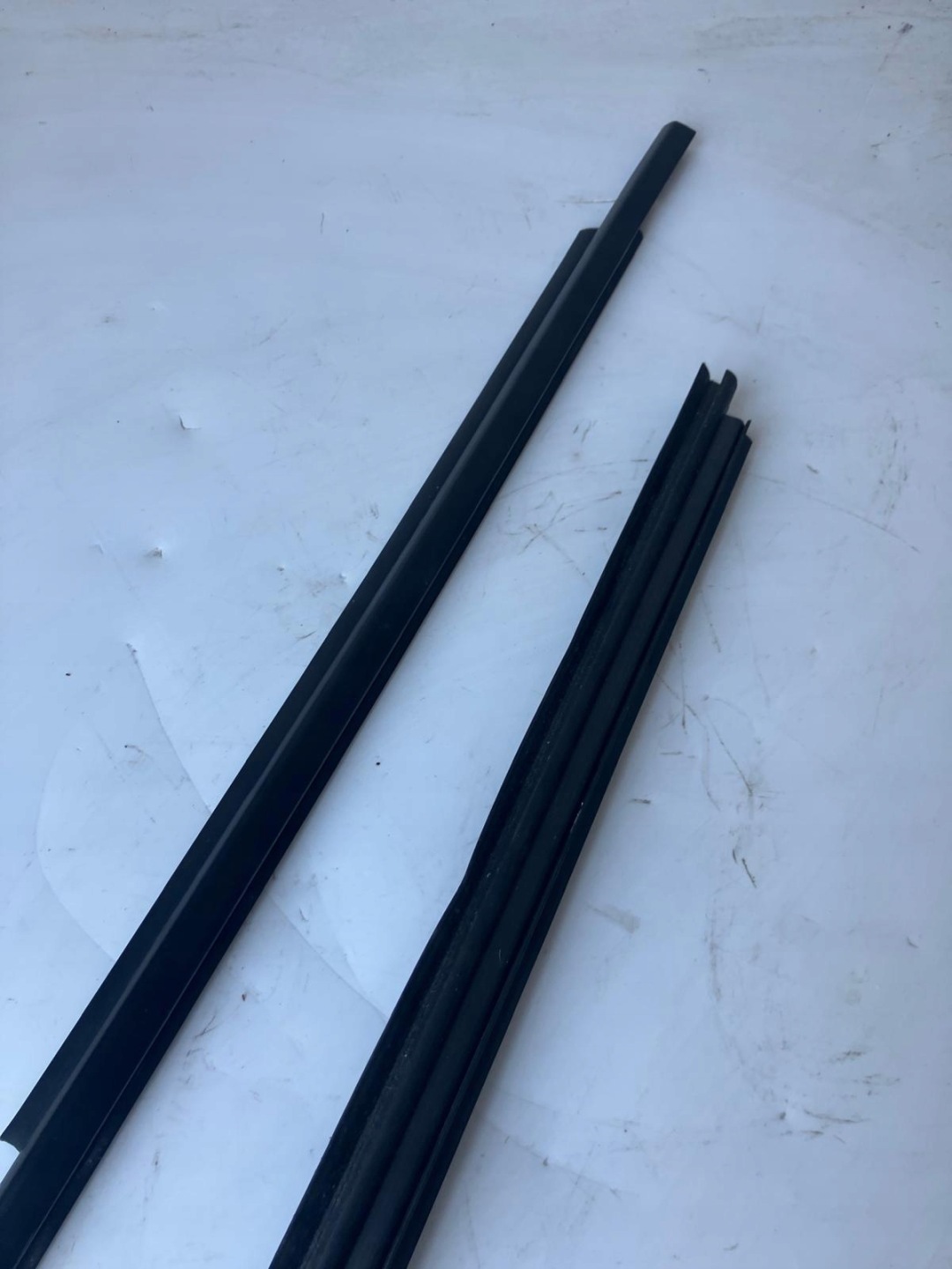 moulding dust door right rear part MAZDA CX5