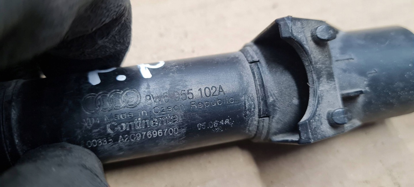 S5 8W A5 washer DYSZA lights REFLEKTORA right front 8W6955102A